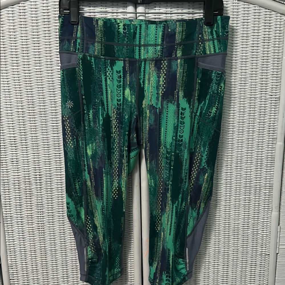 Athleta cropped athletic legging